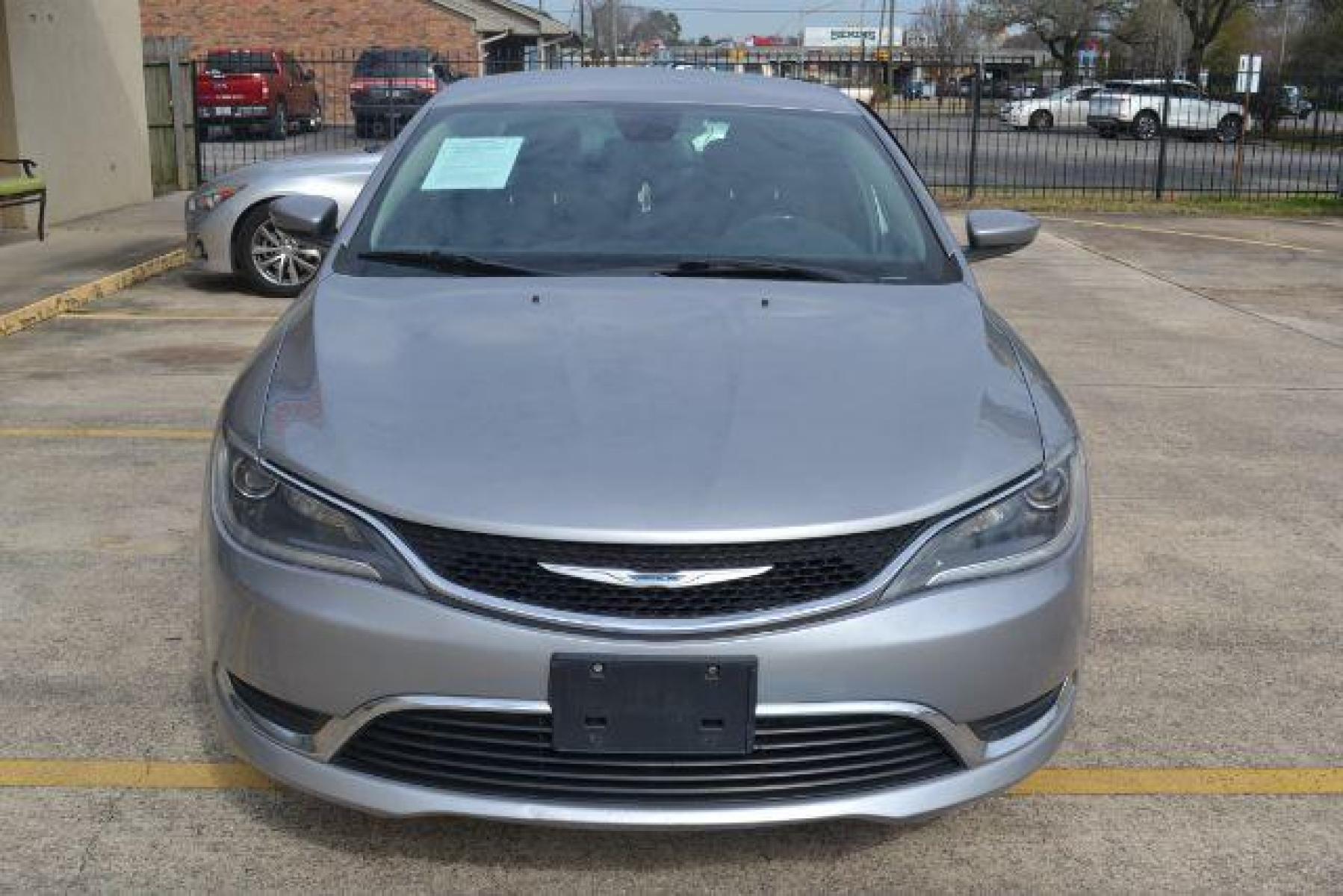 2015 Billet Silver Metallic CC /Black Chrysler 200 Limited (1C3CCCAB1FN) with an 2.4L L4 DOHC 16V engine, 9-Speed Automatic transmission, located at 1355 North 11th Street, Beaumont, 77702, (409) 832-0006, 30.094290, -94.130096 - Photo #27