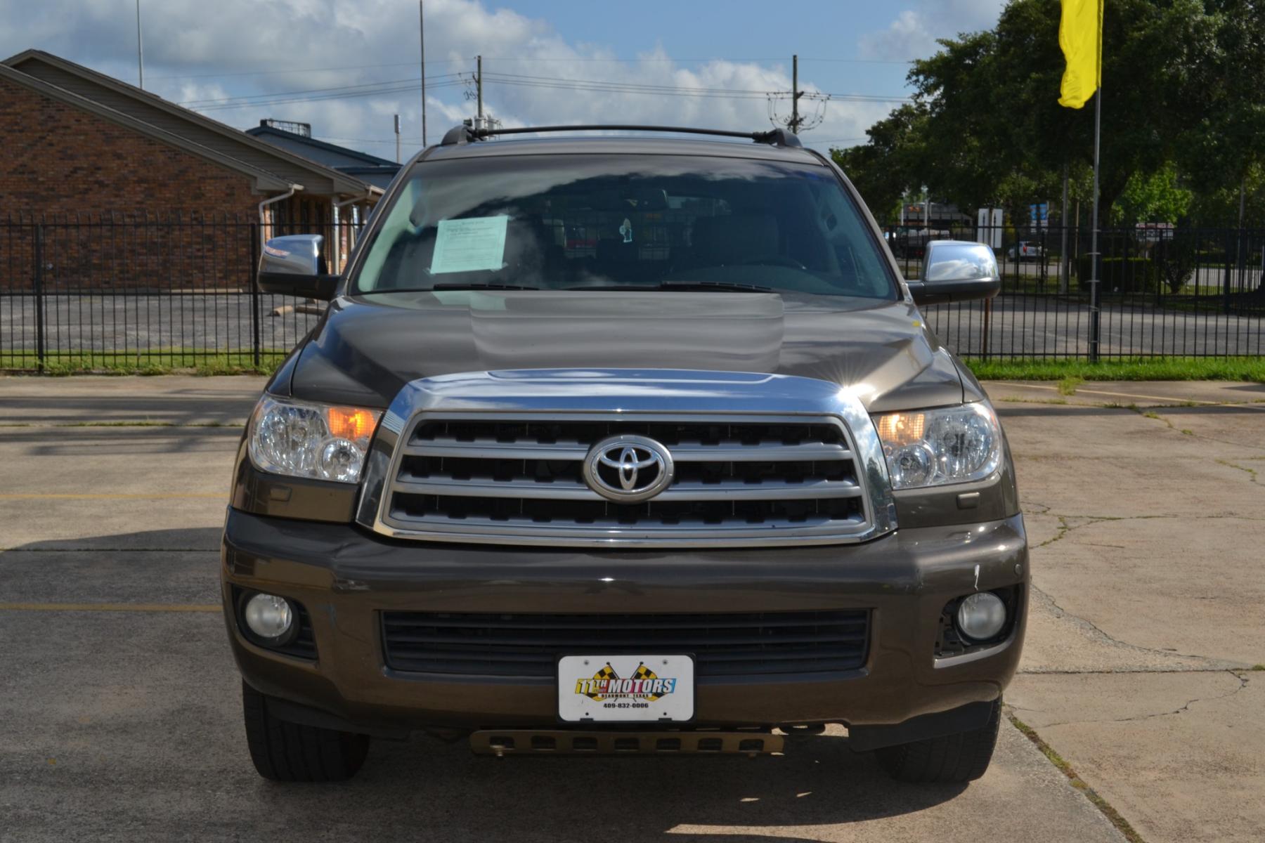 2010 Pyrite Mica /Graphite Leather Interior Toyota Sequoia Limited 4WD FFV (5TDJW5G19AS) with an 5.7L V8 DOHC 32V FFV engine, 6-Speed Automatic transmission, located at 1355 North 11th Street, Beaumont, 77702, (409) 832-0006, 30.094290, -94.130096 - Photo #7