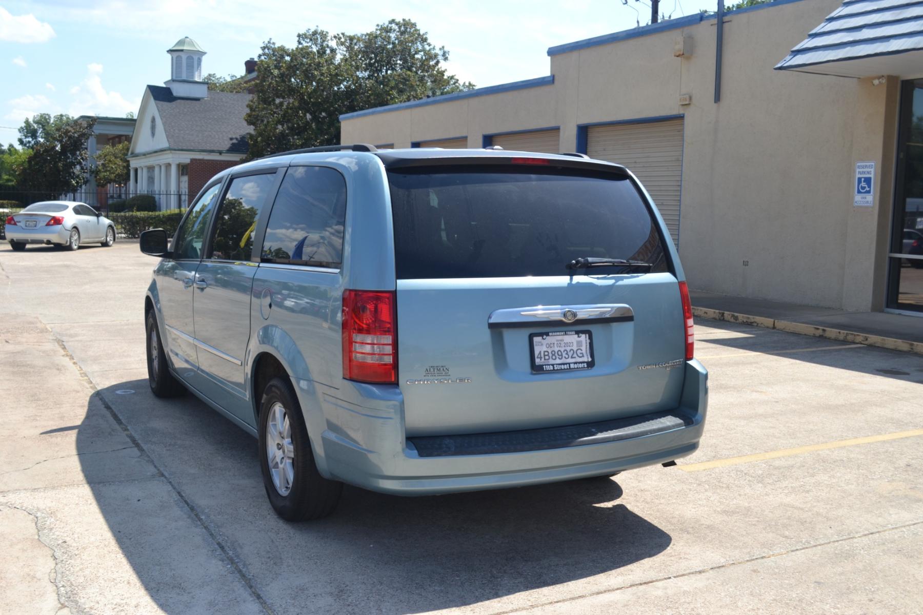 2010 Clearwater Blue Pearl /Medium Slate Gray/Light Shale Cloth Interior Chrysler Town and Country Touring (2A4RR5D16AR) with an 3.8L V6 OHV 12V engine, 6-Speed Automatic transmission, located at 1355 North 11th Street, Beaumont, 77702, (409) 832-0006, 30.094290, -94.130096 - Photo #2