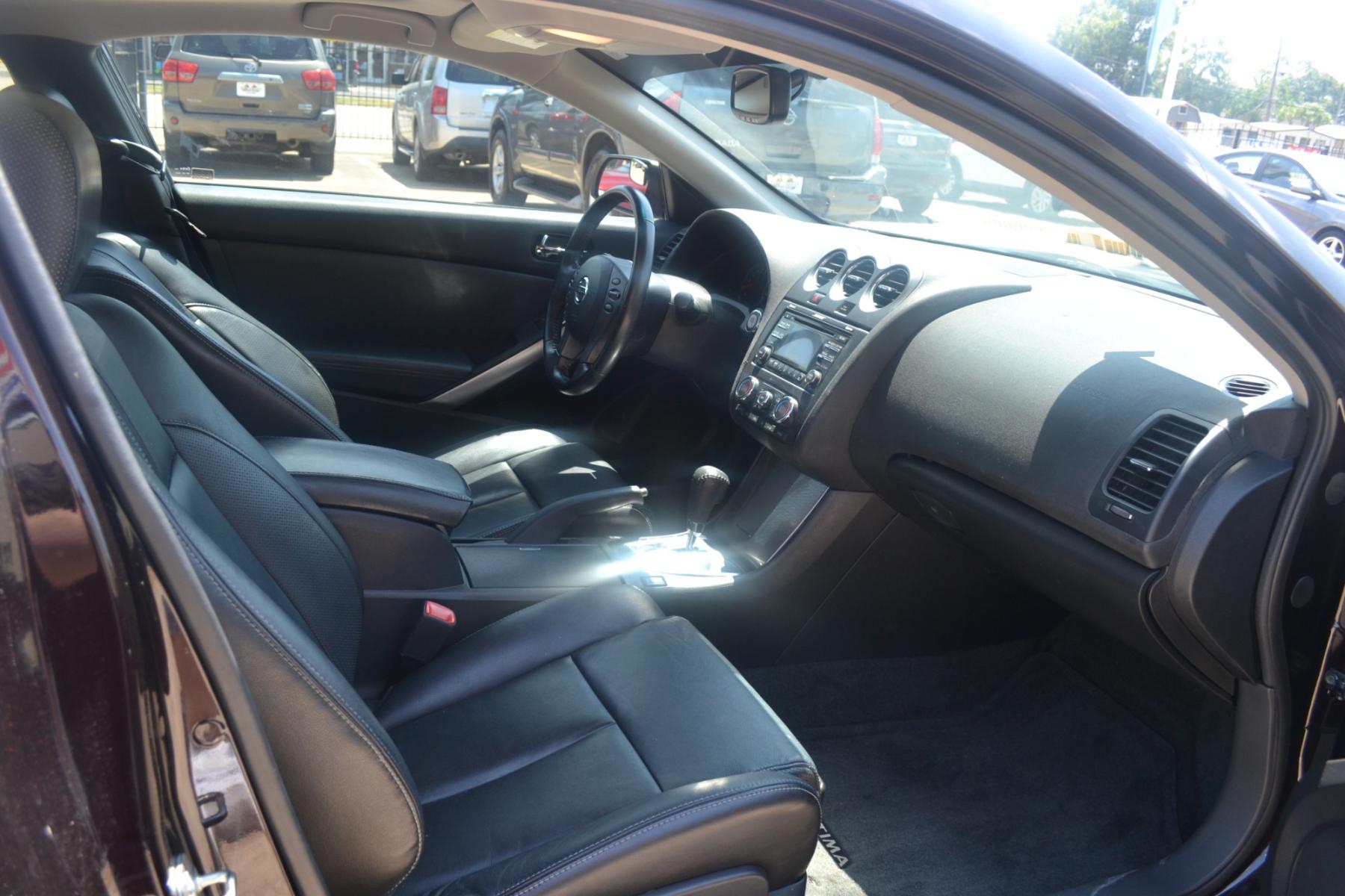 2012 Dark Slate Metallic /Charcoal Cloth Interior Nissan Altima 2.5 S CVT Coupe (1N4AL2EP0CC) with an 2.5L L4 DOHC 16V engine, Continuously Variable Transmission transmission, located at 1355 North 11th Street, Beaumont, 77702, (409) 832-0006, 30.094290, -94.130096 - Photo #11